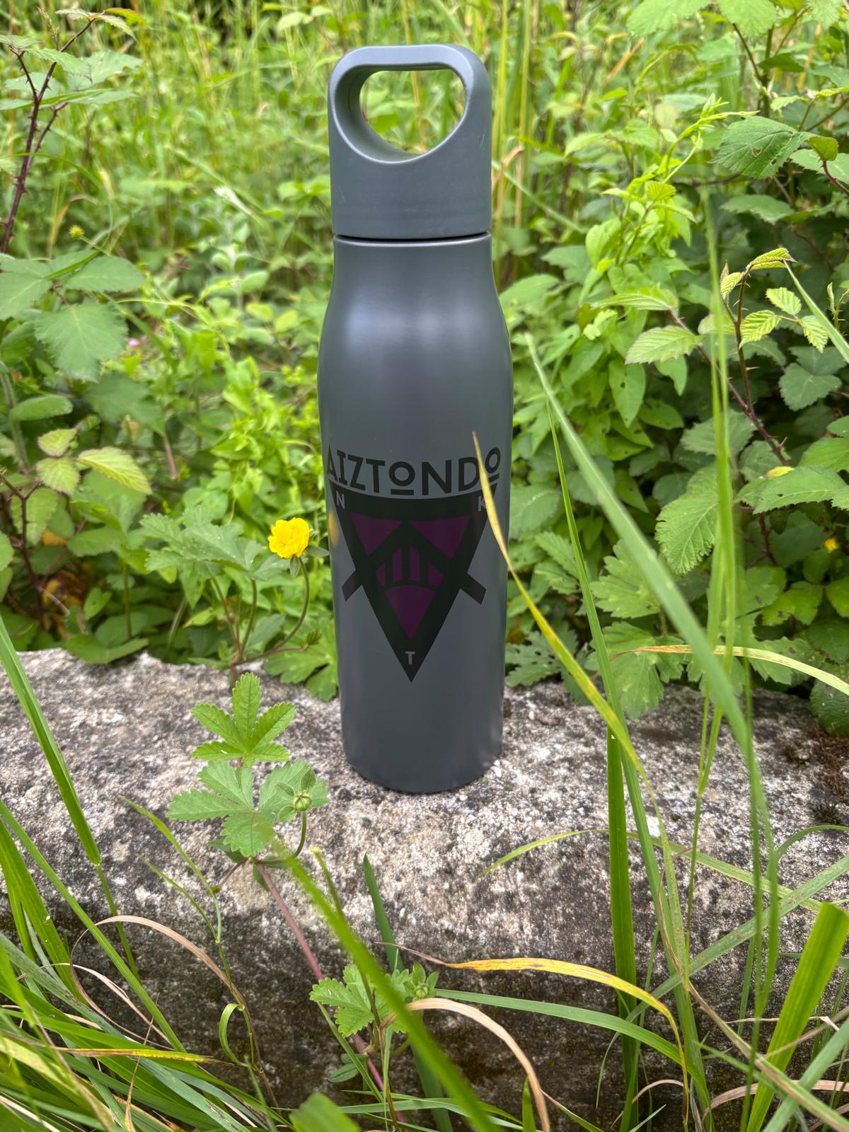 Impresión UV sobre botellas metálicas — Aiztondo